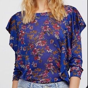 Free People Dock street knit ruffled blouse size L
